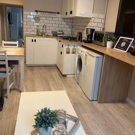 Romantic * Oświęcim (Auschwitz)